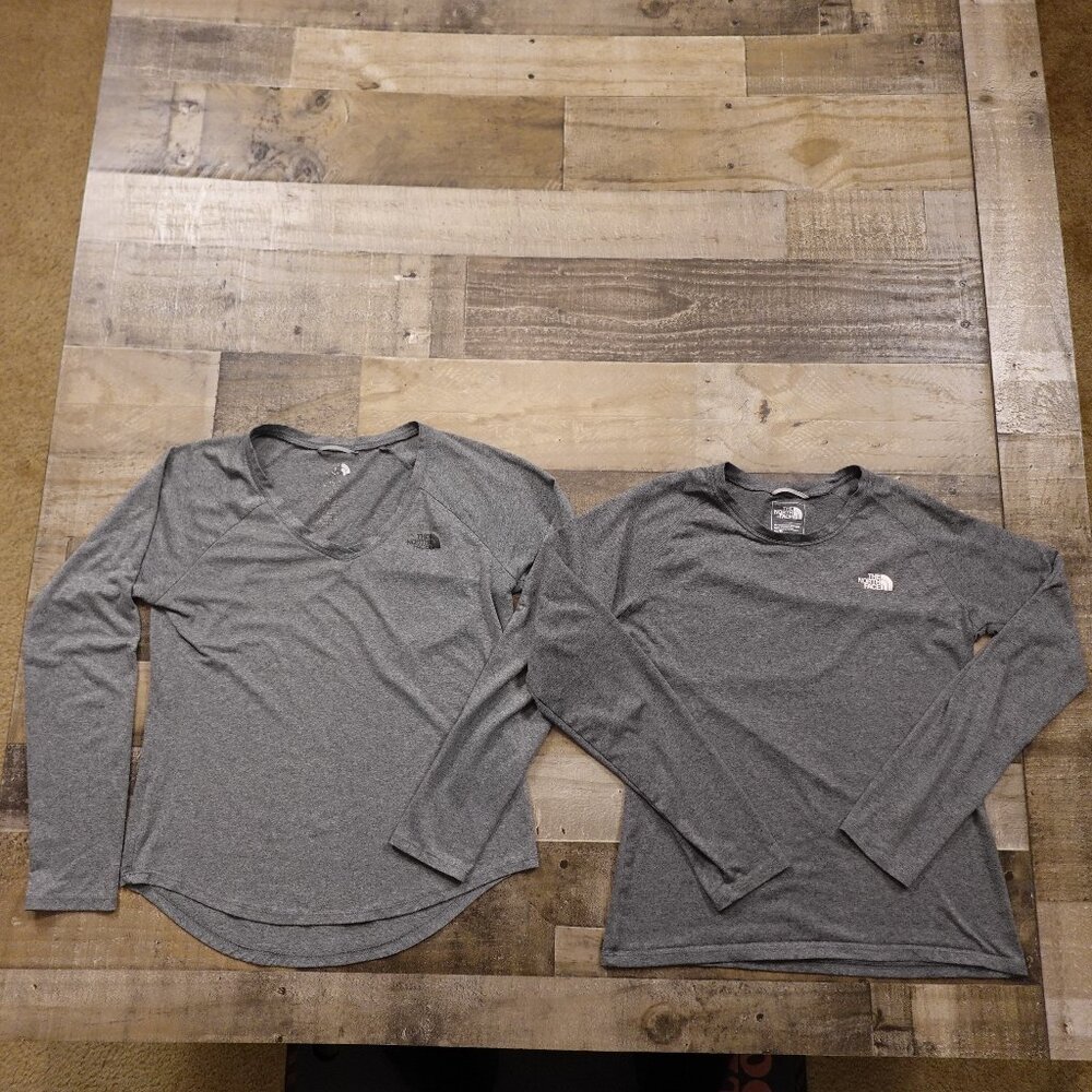 The North Faceβ Long Sleeve Performance Tops Lot of 2 Womenβs Small Gray Outdoor